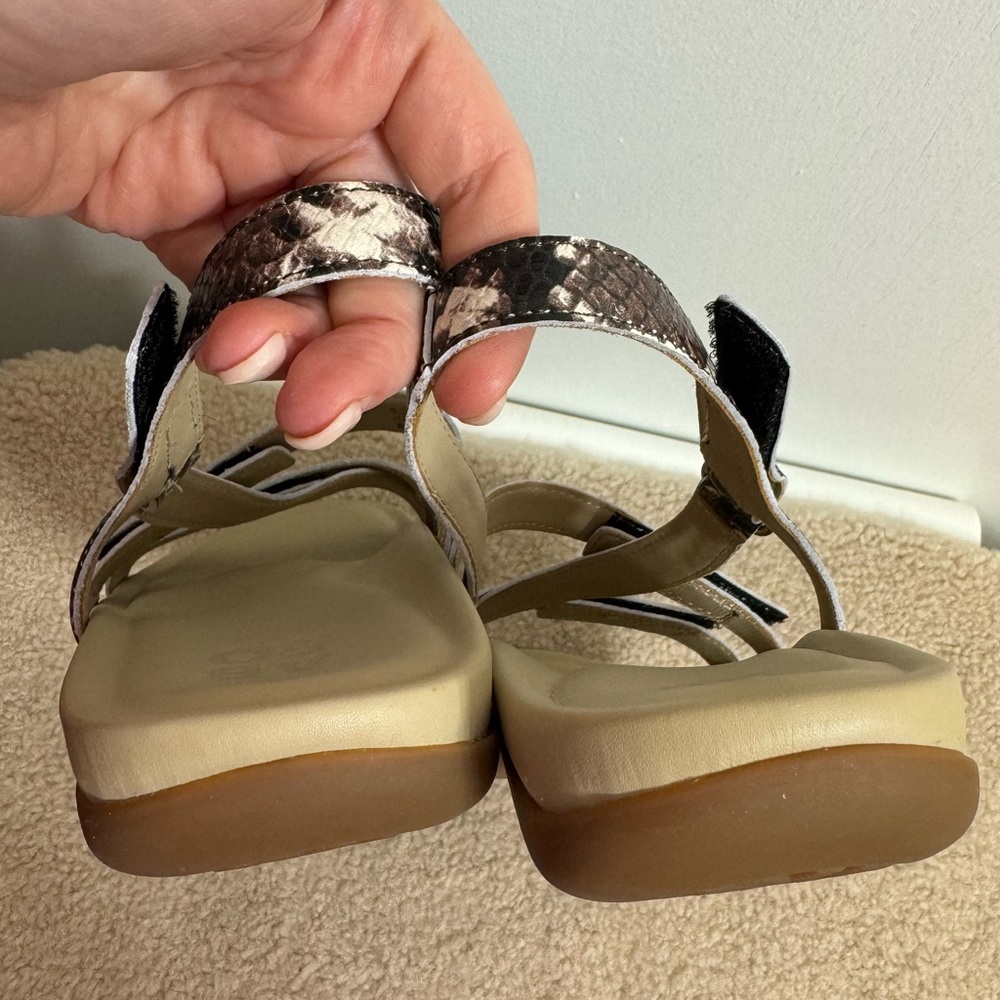 ABEO Snake Sandals 8 - Picture 5 of 15